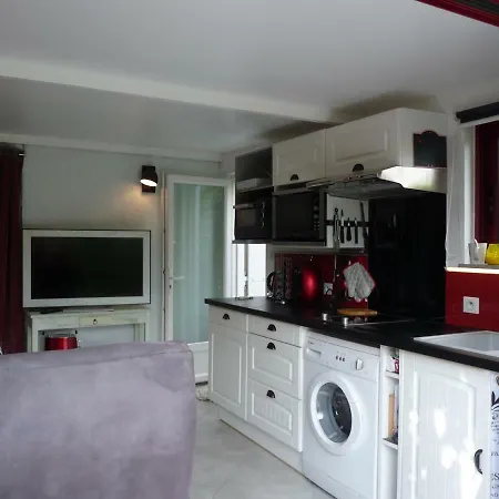 De L'allerie Maison Ou